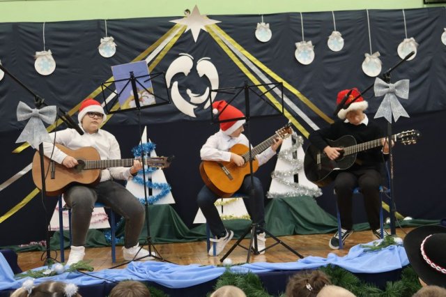 b_1024_768_0_00_images_2023_2024_WYDARZENIA_Koncert_koled_412721655_824601276134489_5129481374336126234_n